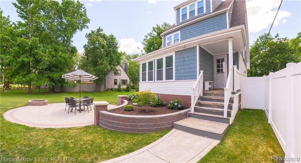 160 North Holcomb Road Clarkston, MI 48346 - Photo 30 of 38
