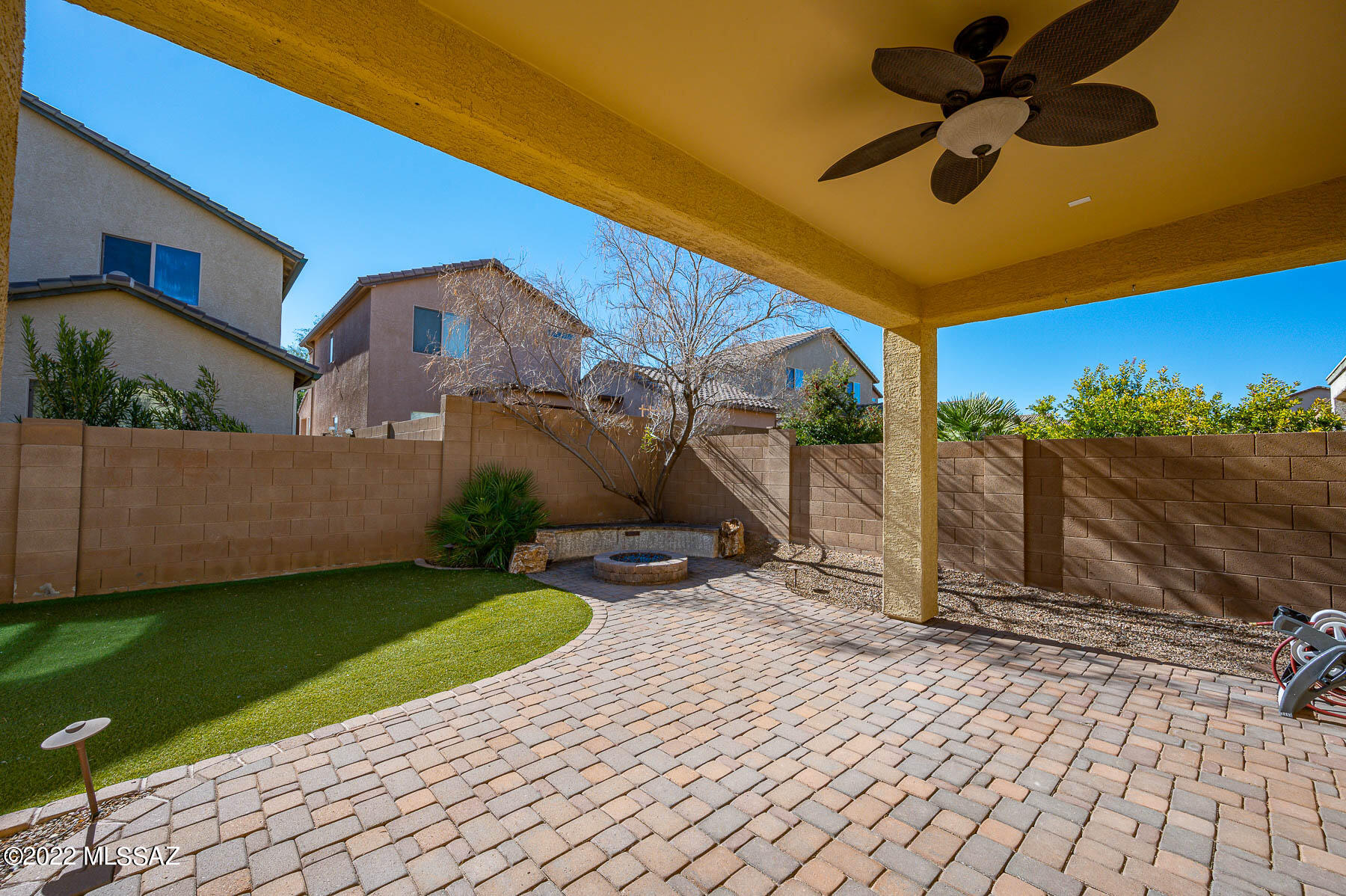 10804 East Salsabila Road Tucson, AZ 85747 - Photo 42 of 50 a view of a backyard