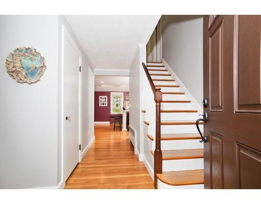 24 Coolidge Road Melrose, MA 02176 - Photo 2 of 40 Gallery Image 2