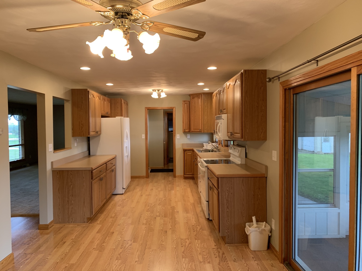 1753 Maples Road Dixon, IL 61021 - Photo 2 of 9