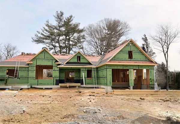 $1,449,950 | 10 Mcdermott Road, Hampton, NH 03842