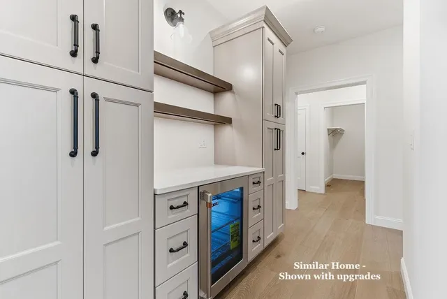 $1,449,950 | 10 Mcdermott Road, Hampton, NH 03842