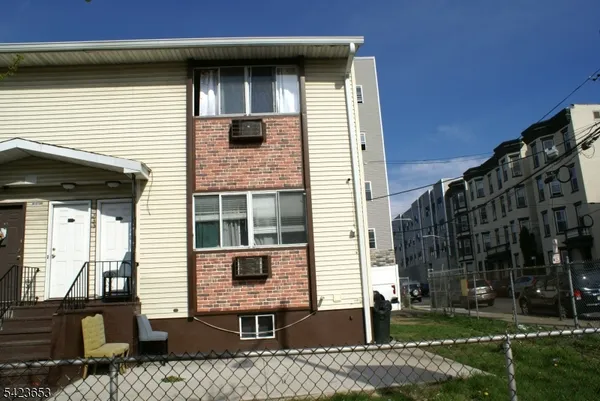 $598,000 | 233 Straight Street, Unit 2, Paterson, NJ 07501