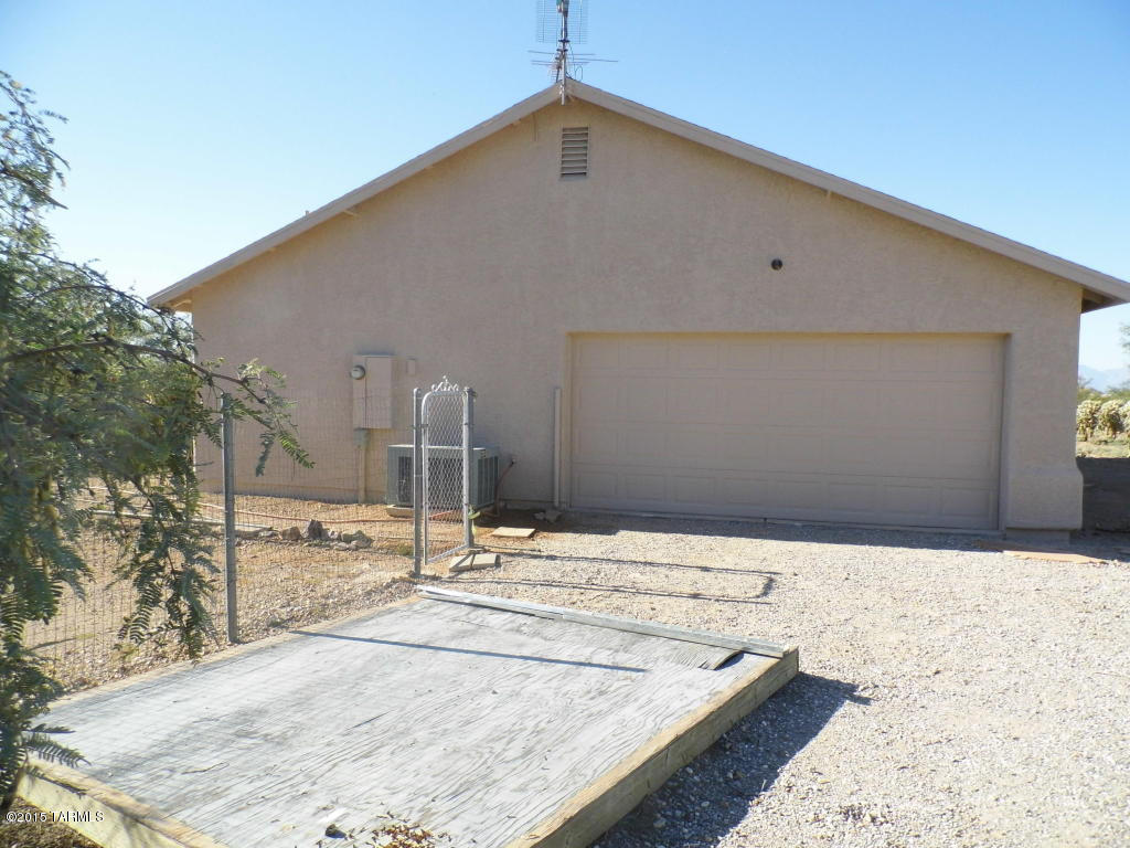 1081 North Vail View Road Vail, AZ 85641 - Photo 5 of 25 Gallery Image 5