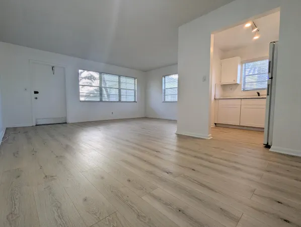 $1,500 | 353 Sheffield O, West Palm Beach, FL 33417