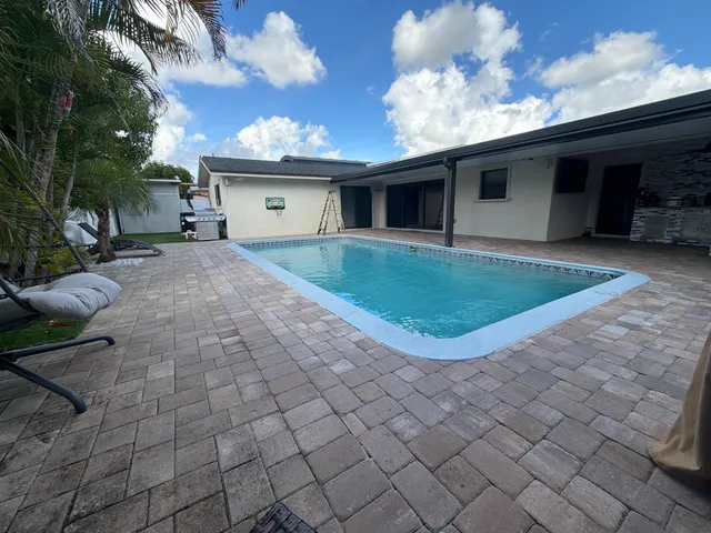$675,000 | 1283 Wynnewood Drive, West Palm Beach, FL 33417