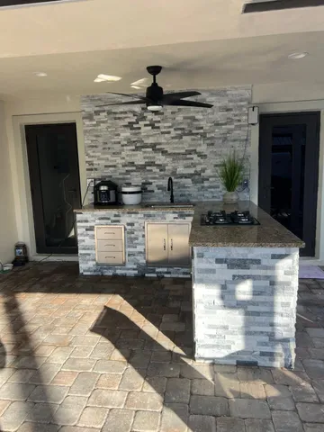 $675,000 | 1283 Wynnewood Drive, West Palm Beach, FL 33417