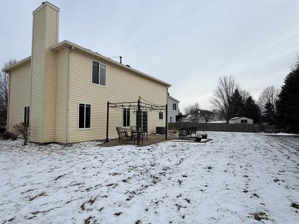 $405,000 | 2811 Imperial Valley Trail, Aurora, IL 60503