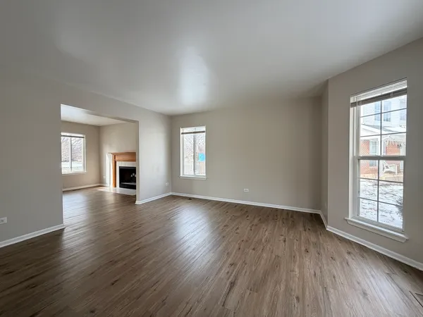 $405,000 | 2811 Imperial Valley Trail, Aurora, IL 60503