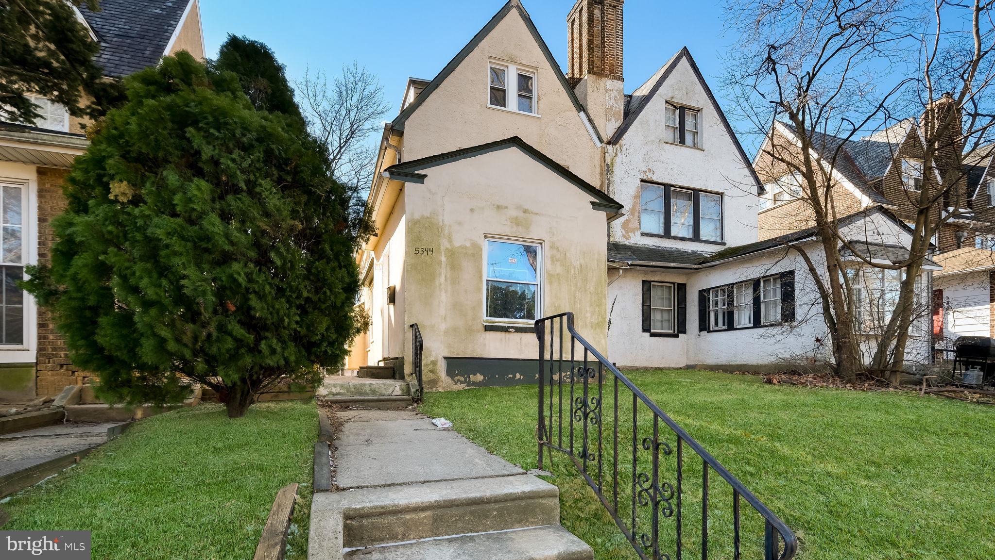 5344 Gainor Road Philadelphia, PA 19131 - Photo 2 of 30 Gallery Image 2