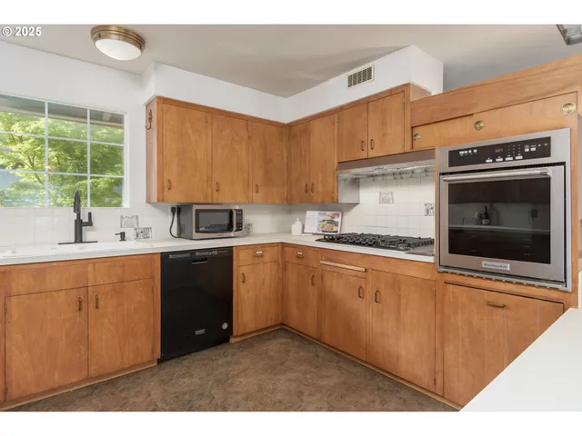 $600,000 | 245 West 30th Avenue, Eugene, OR 97405