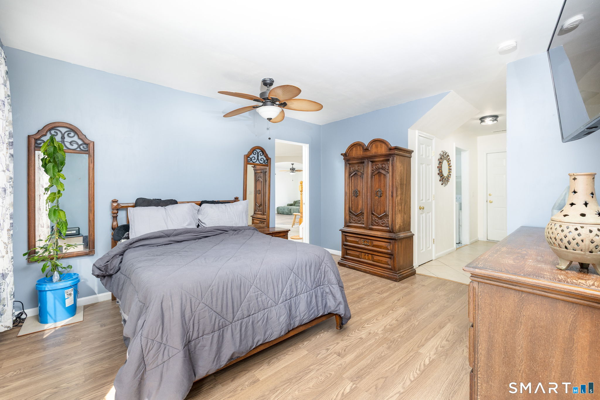 147 Eastern Avenue Waterbury, CT 06708 - Photo 11 of 40