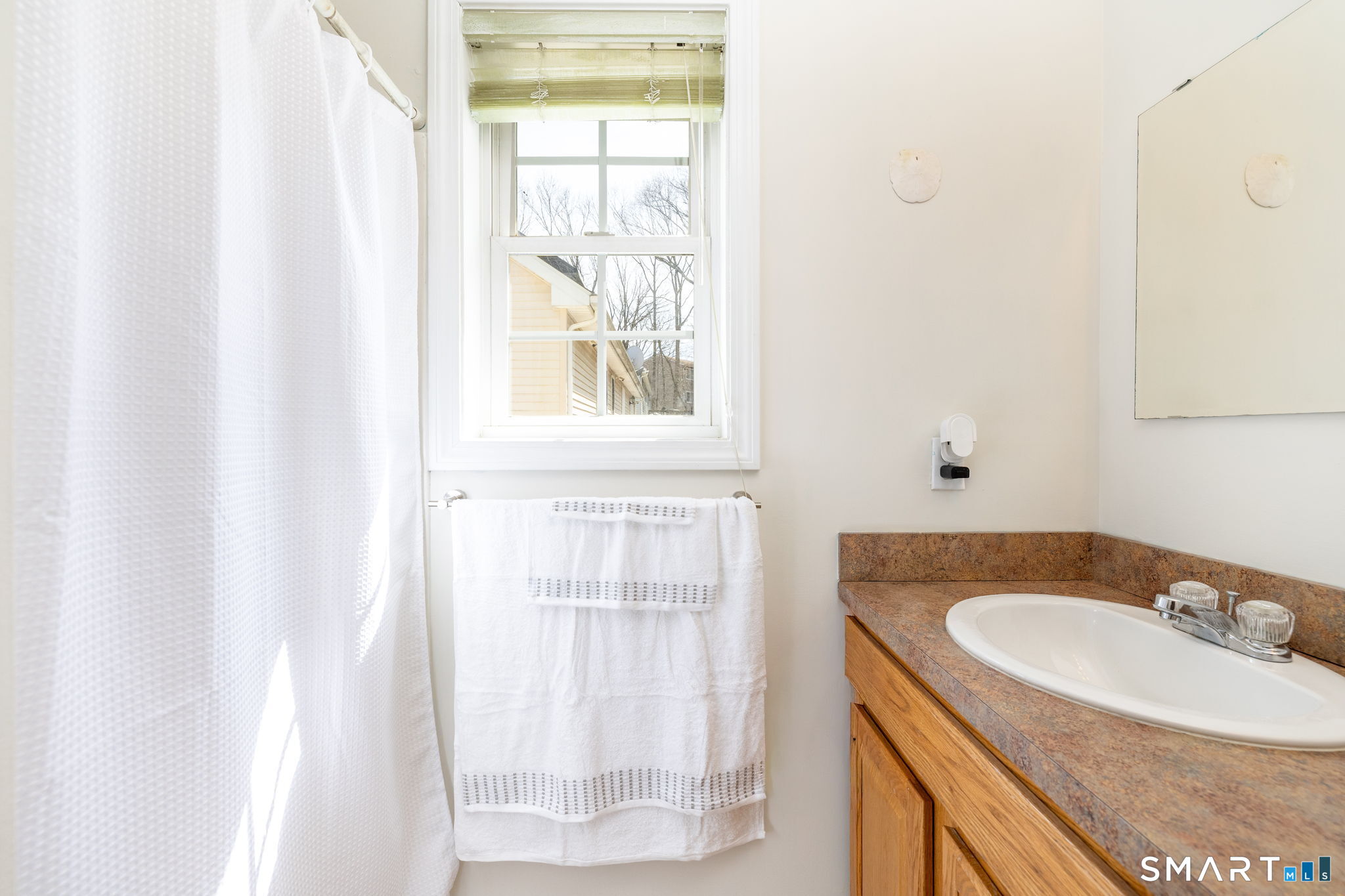 147 Eastern Avenue Waterbury, CT 06708 - Photo 21 of 40