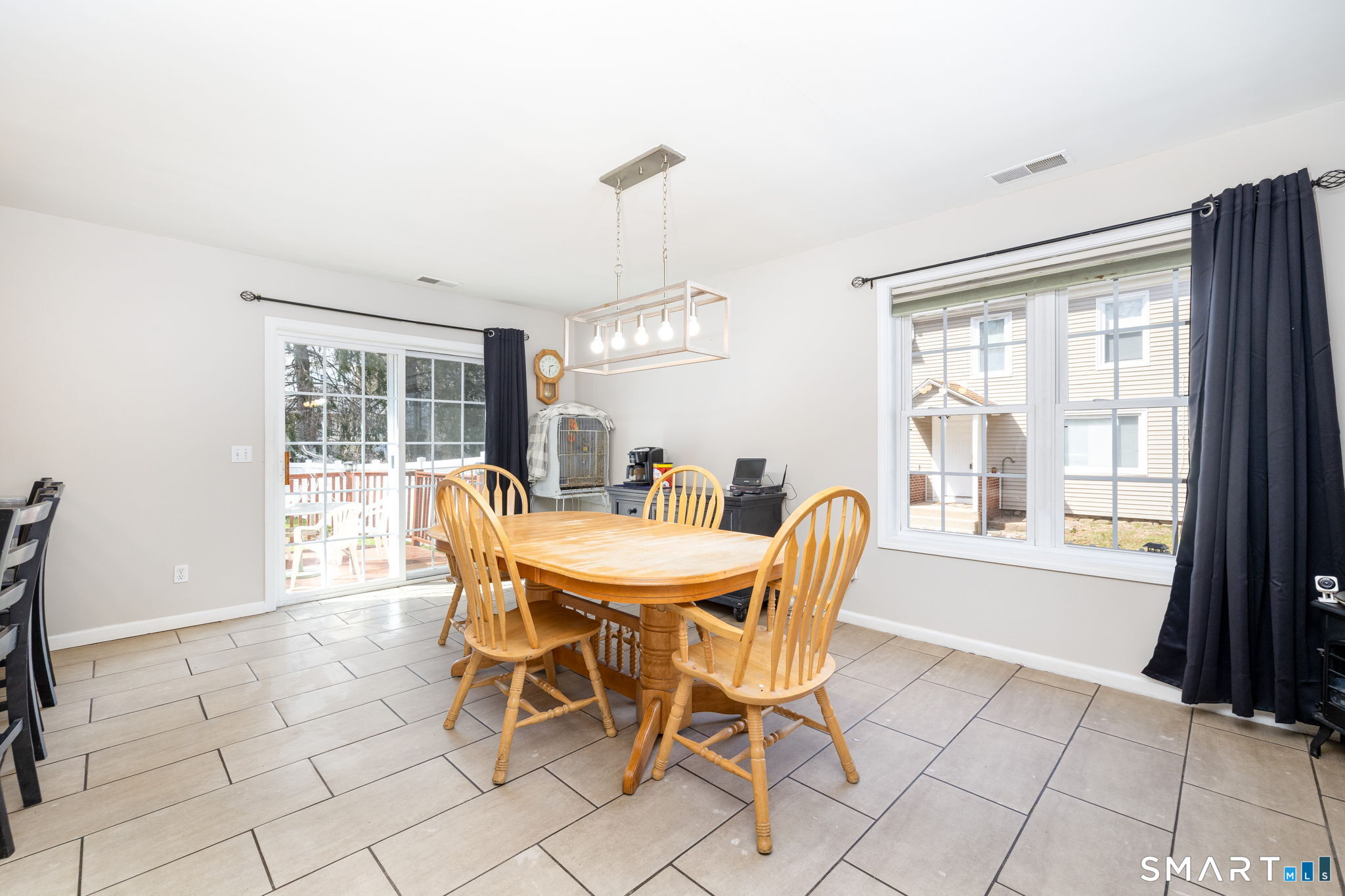 147 Eastern Avenue Waterbury, CT 06708 - Photo 8 of 40