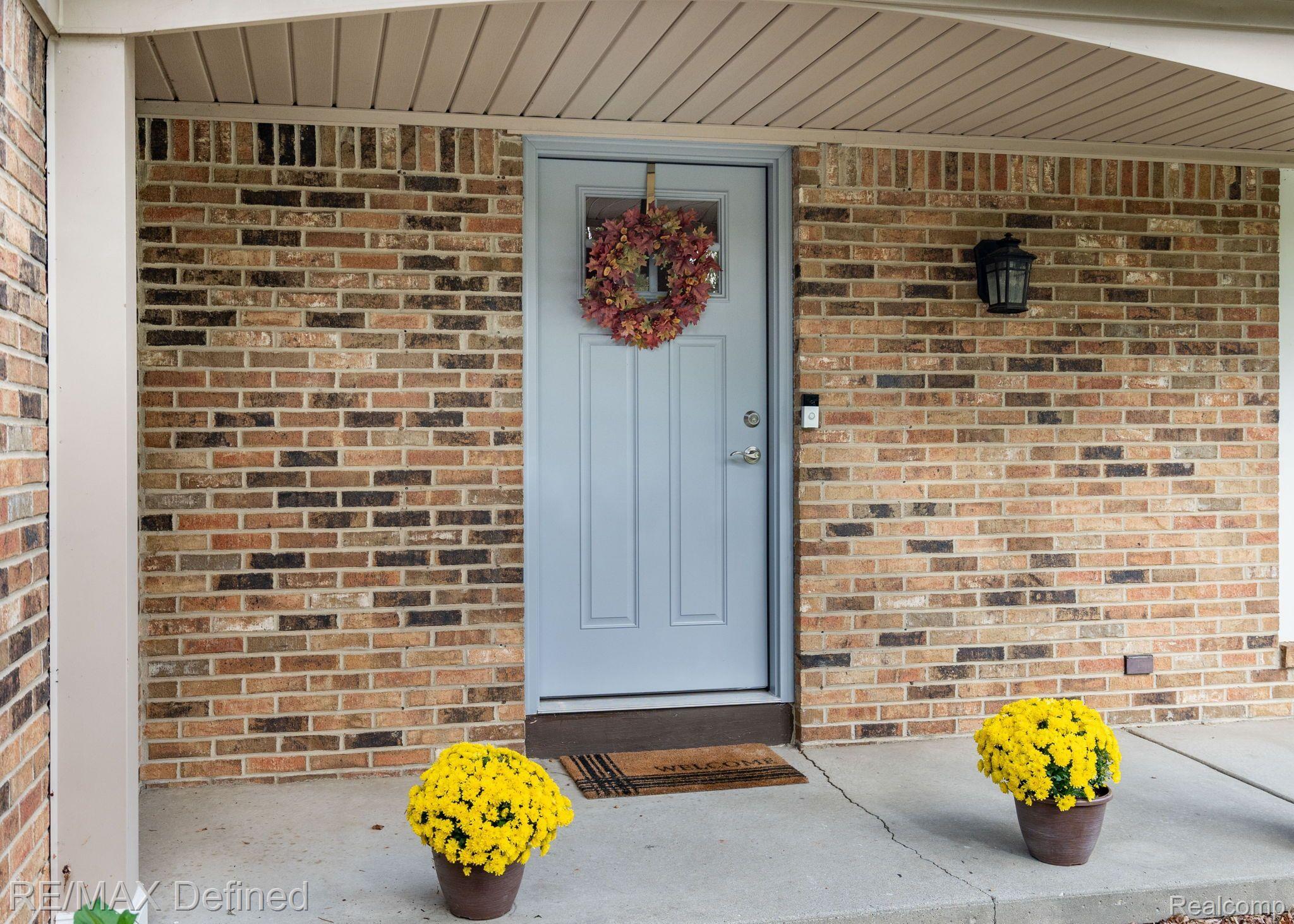 1982 Brookfield Road Rochester, MI 48306 - Photo 5 of 43 Gallery Image 5