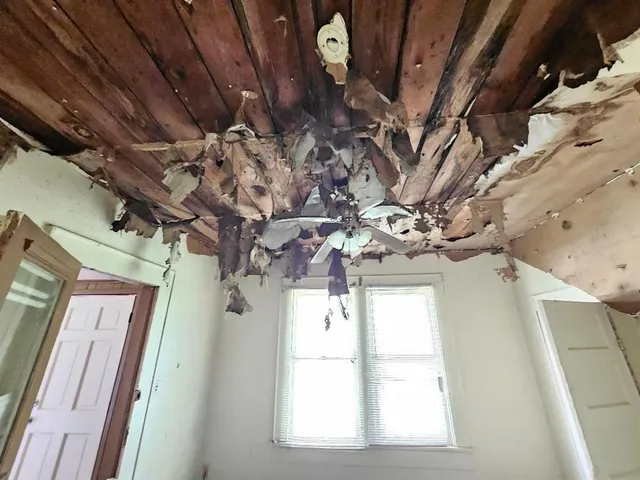 a view of a entryway