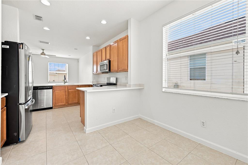 3576 Maple Ridge Loop Kissimmee, FL 34741 - Photo 11 of 50 Gallery Image 11