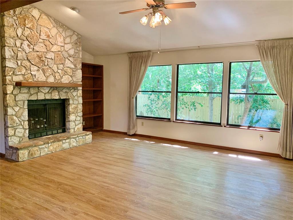 1017 Southwest 79 Terrace Gainesville, FL 32607 - Photo 6 of 33