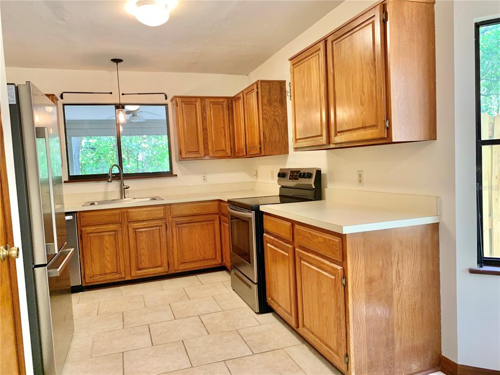 1017 Southwest 79 Terrace Gainesville, FL 32607 - Photo 9 of 33