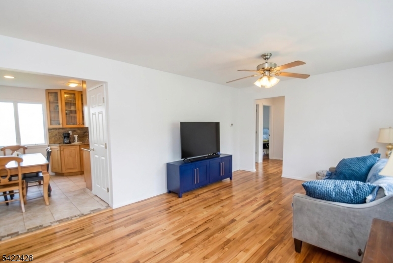 25 High Point Terrace Vernon, NJ 07461 - Photo 2 of 18