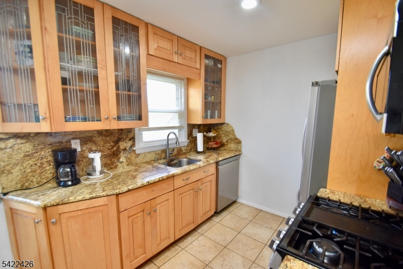 25 High Point Terrace Vernon, NJ 07461 - Photo 4 of 18