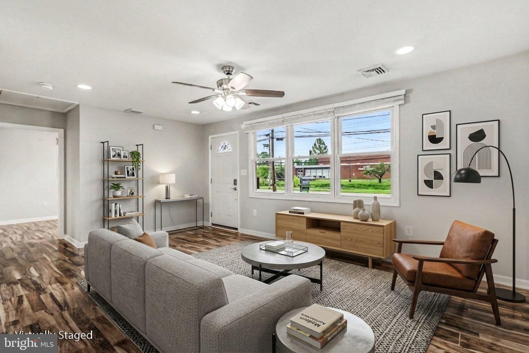 Living room - Photo Virtually Staged