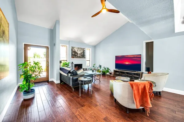 $3,200 | 1605 East Candlestick Drive, Tempe, AZ 85283