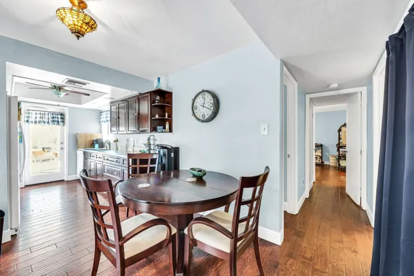 $3,200 | 1605 East Candlestick Drive, Tempe, AZ 85283