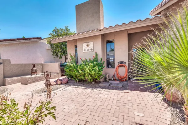$3,200 | 1605 East Candlestick Drive, Tempe, AZ 85283