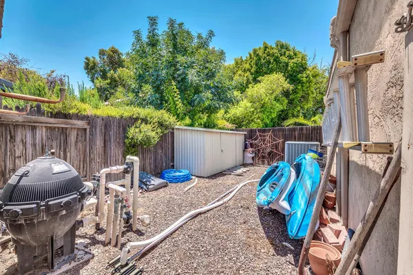 $3,200 | 1605 East Candlestick Drive, Tempe, AZ 85283