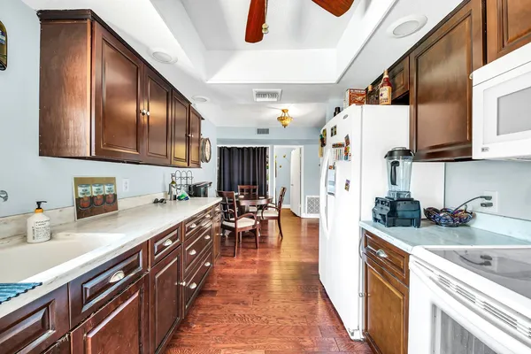 $3,200 | 1605 East Candlestick Drive, Tempe, AZ 85283