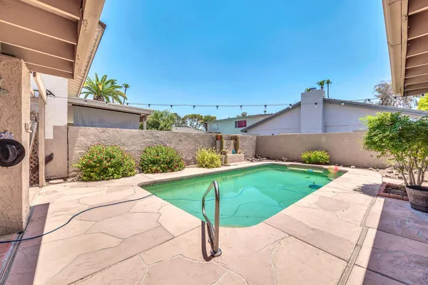 $3,200 | 1605 East Candlestick Drive, Tempe, AZ 85283