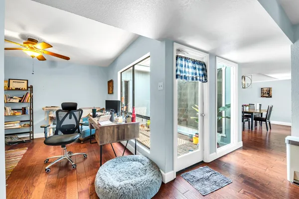 $3,200 | 1605 East Candlestick Drive, Tempe, AZ 85283