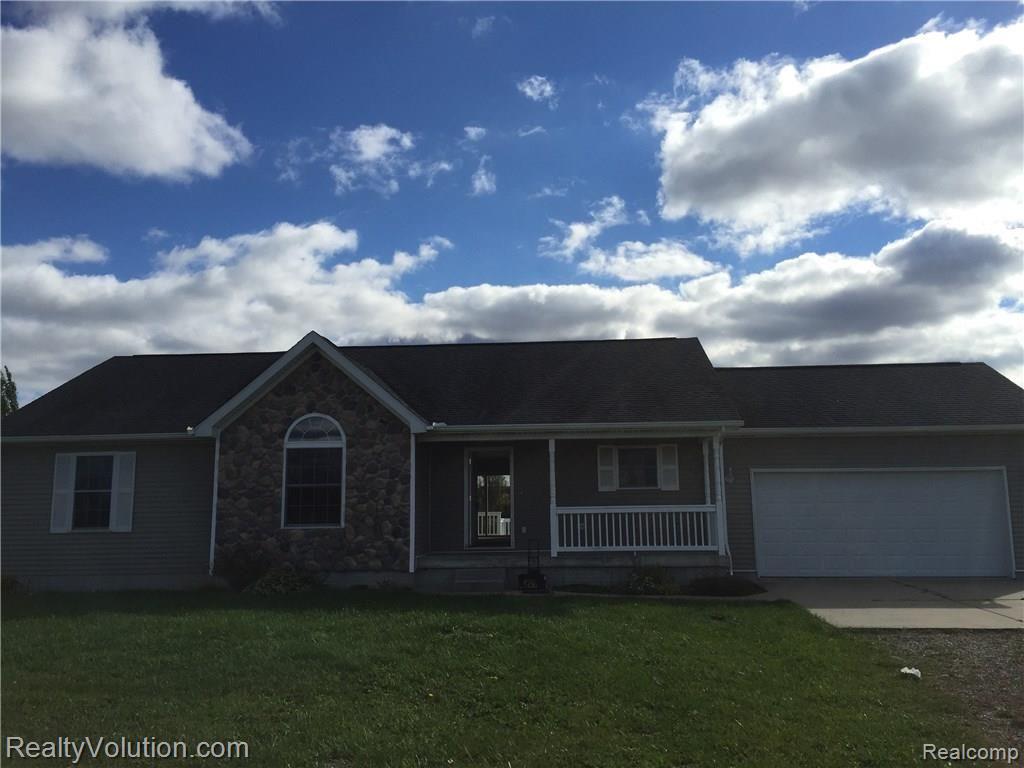 4400 East Burnside Road North Branch, MI 48461 - Photo 1 of 10 IMG_4608.JPG