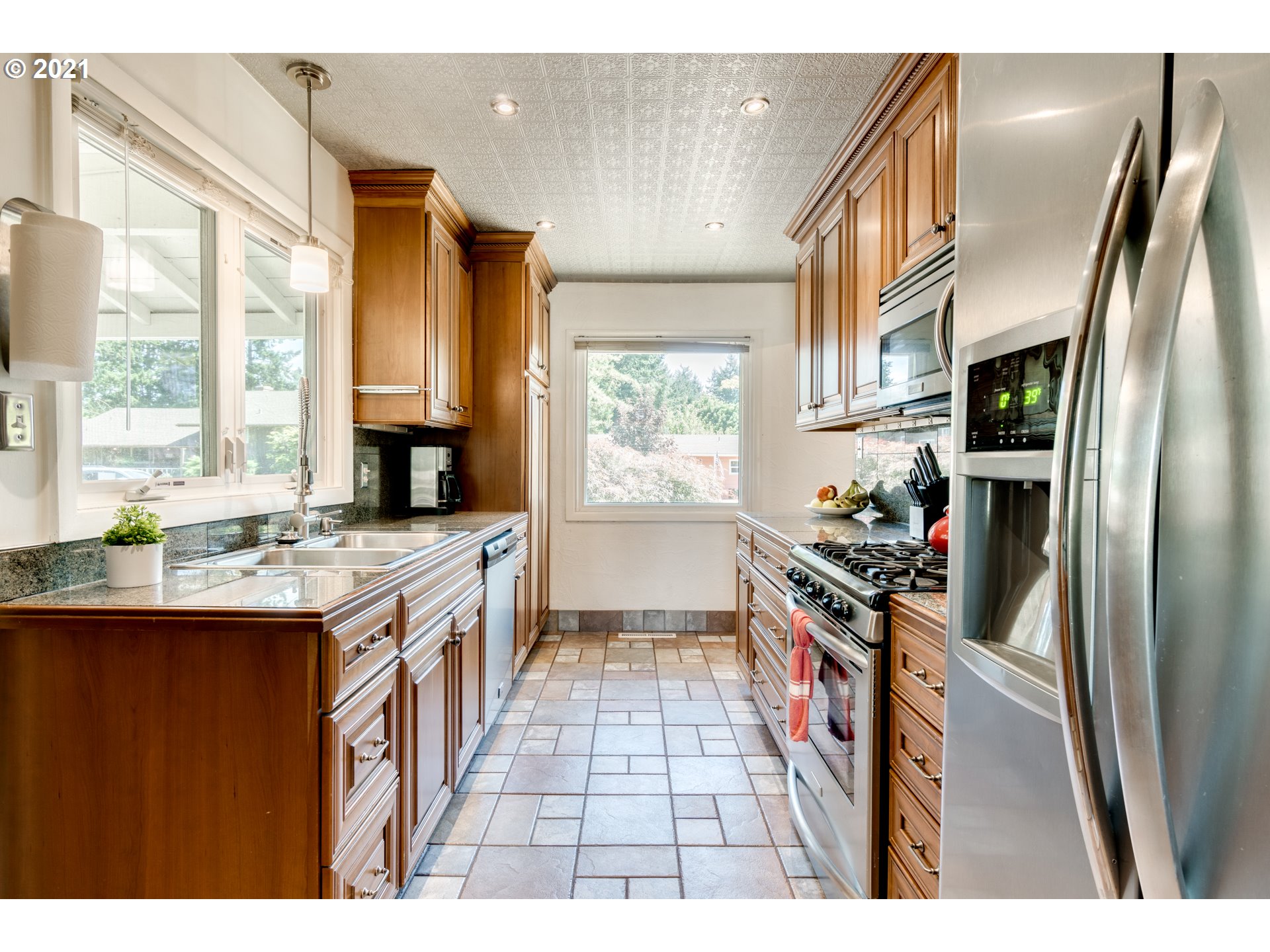4091 Gardner Road Southeast Salem, OR 97302 - Photo 12 of 32 Gallery Image 12