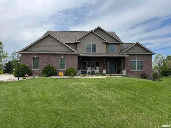 $699,900 | 406 Cottingham Lane, Germantown Hills, IL 61548