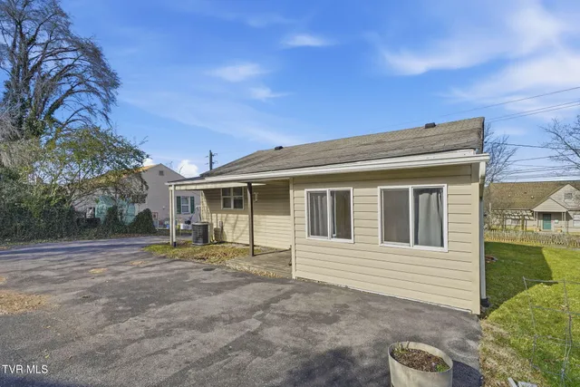 $174,900 | 1608 Broad Street, Bristol, TN 37620