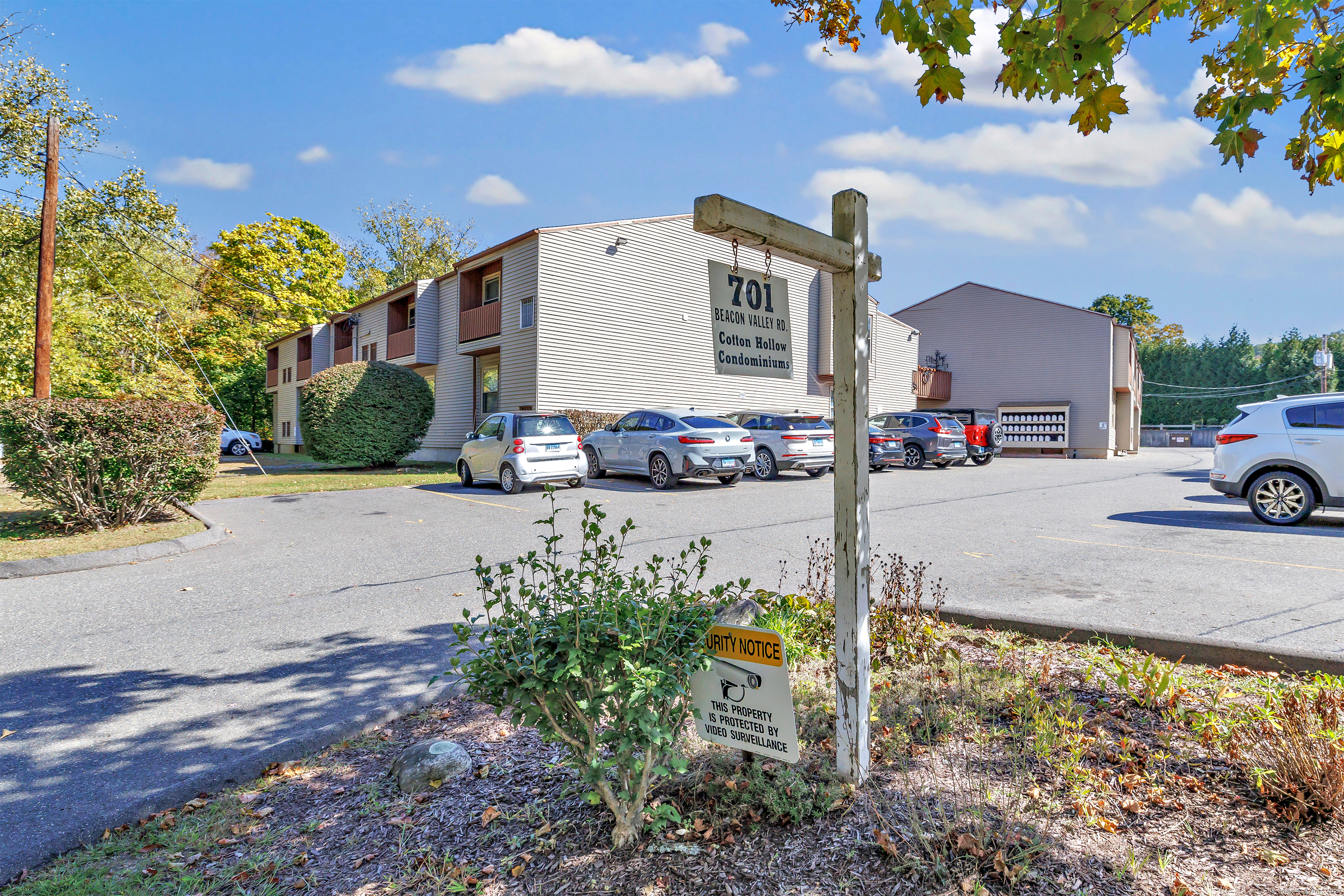 701 Beacon Valley Road, Unit 27 Naugatuck, CT 06770 - Photo 1 of 1