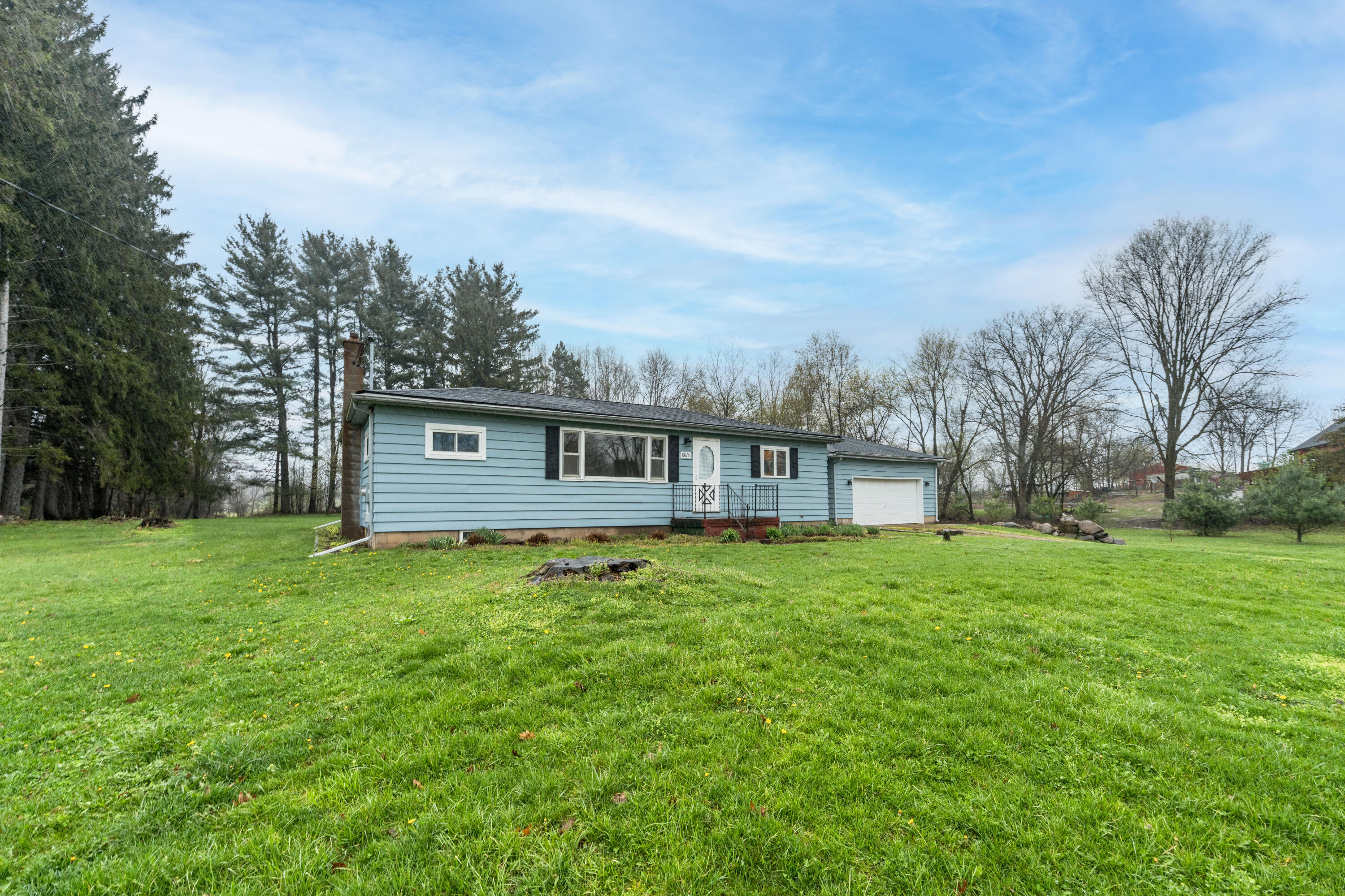 8875 Huff Road Bellevue, MI 49021 - Photo 2 of 39 DSC05284-Edit