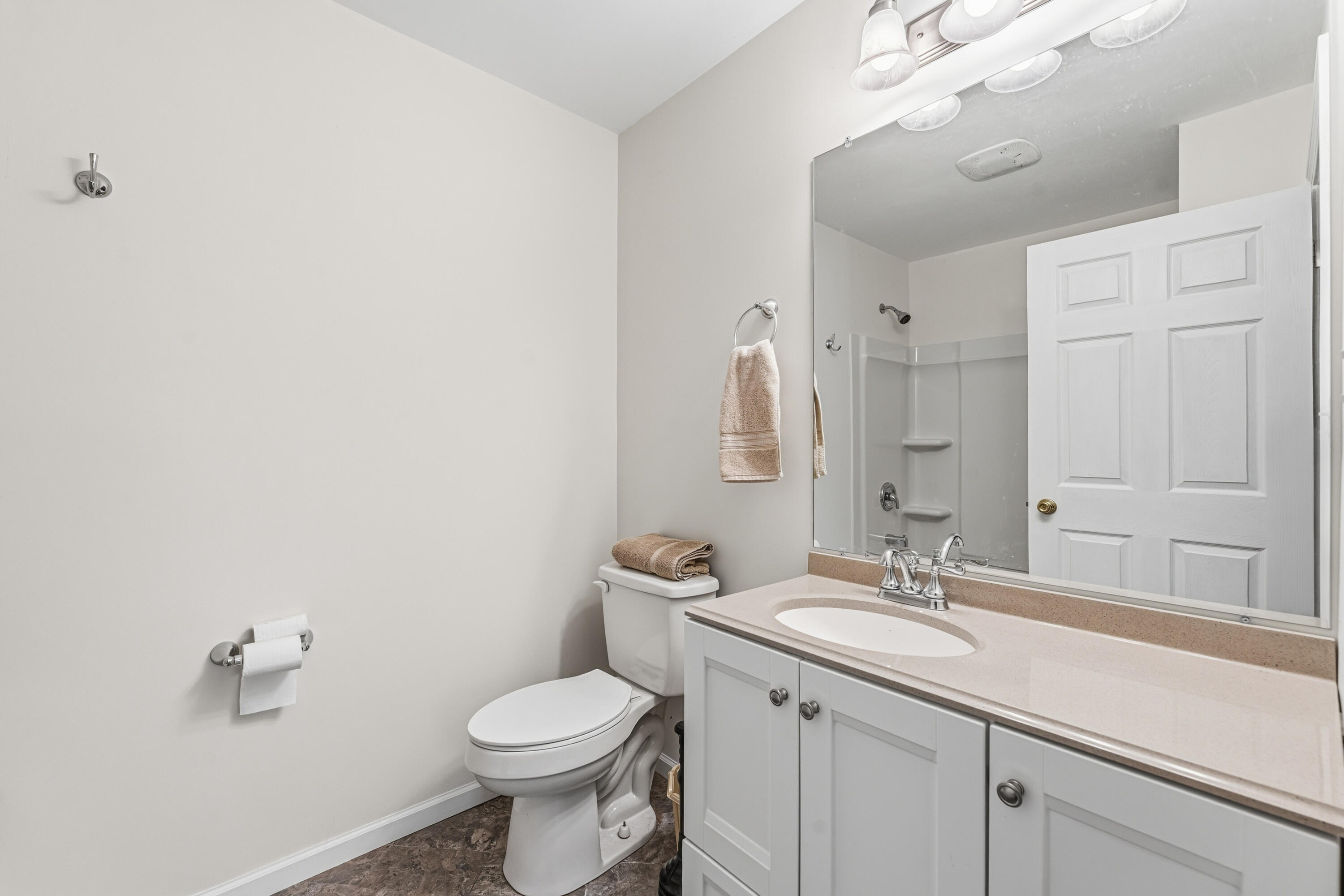 8875 Huff Road Bellevue, MI 49021 - Photo 23 of 39 DSC05216