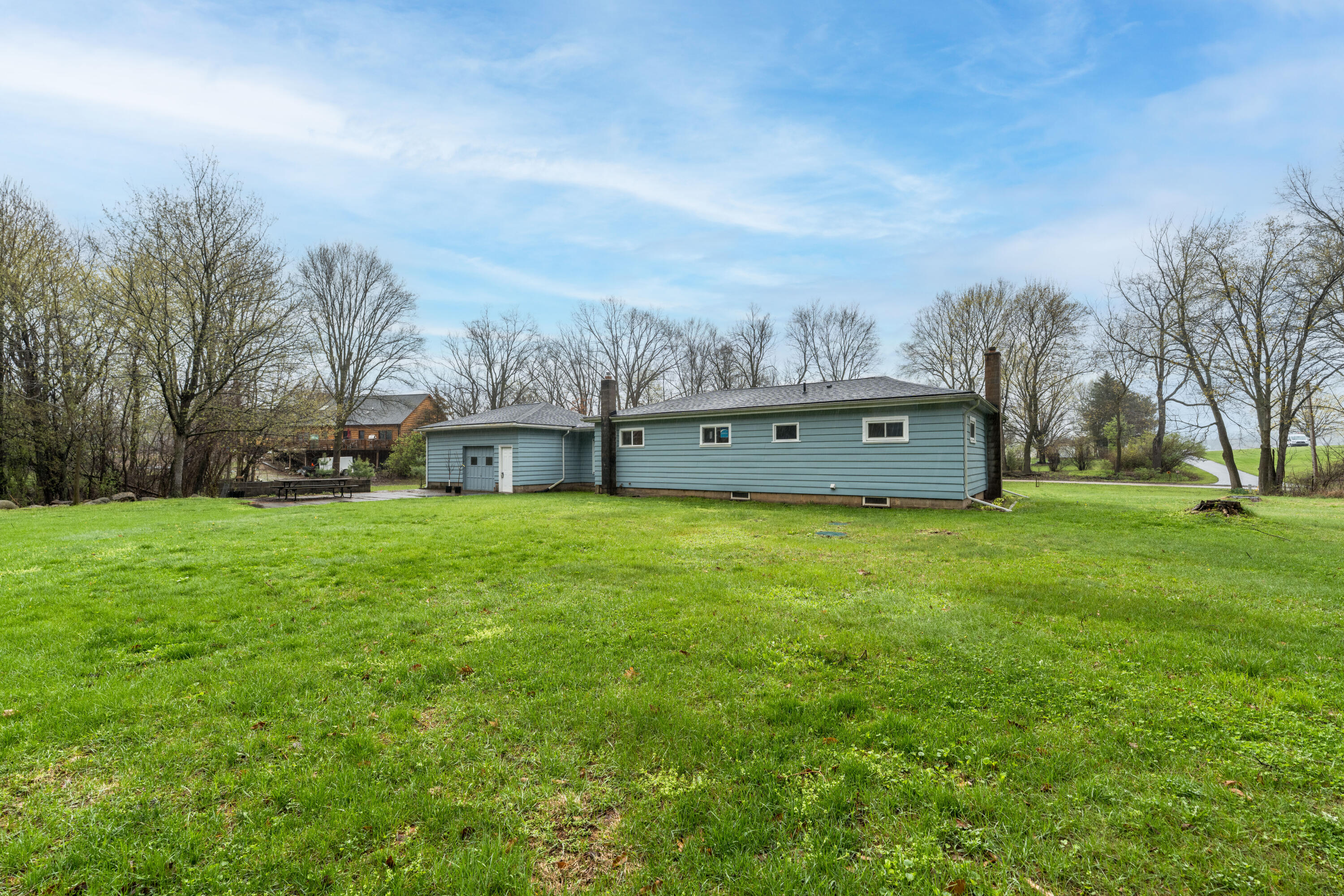 8875 Huff Road Bellevue, MI 49021 - Photo 9 of 39 DSC05273-Edit