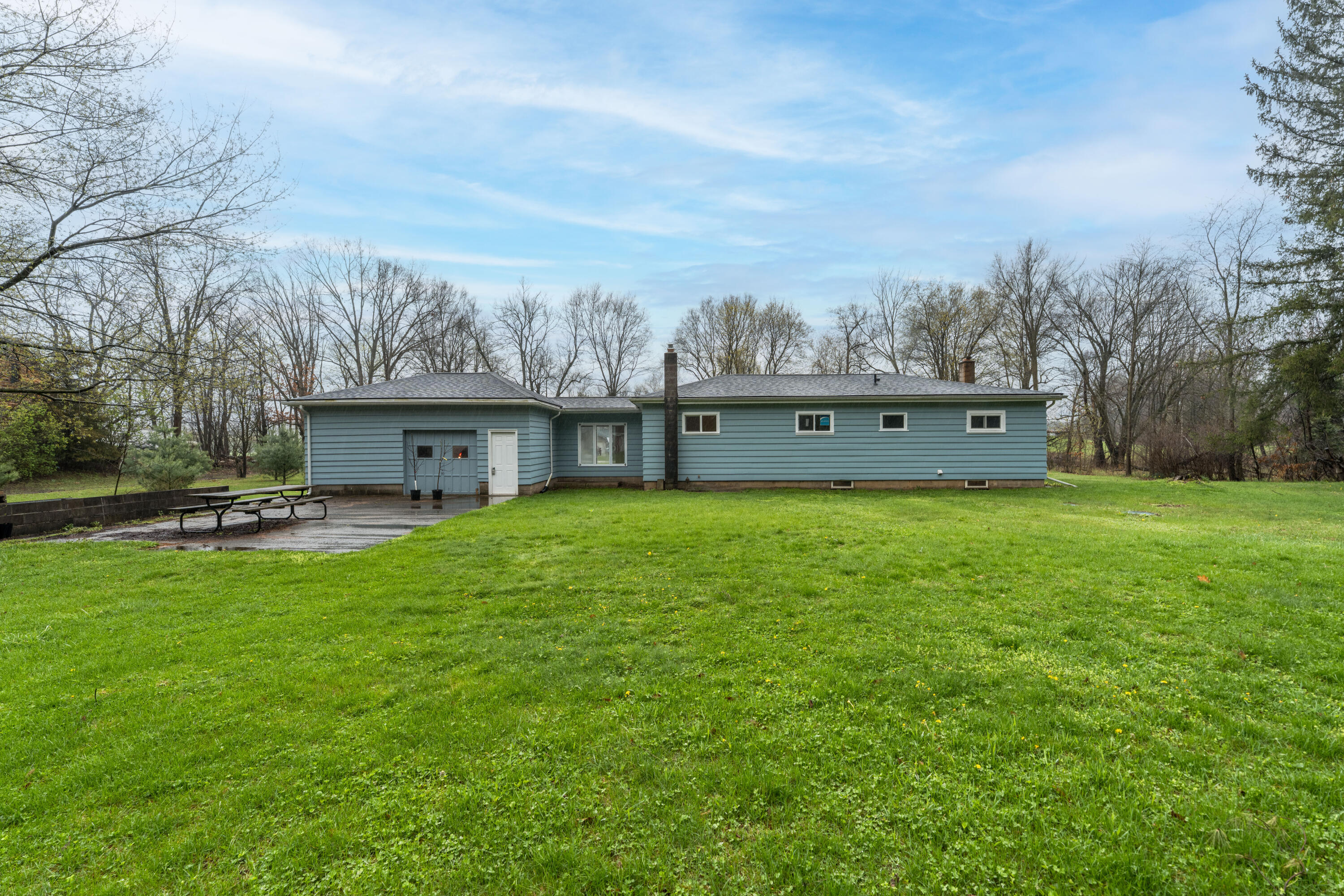 8875 Huff Road Bellevue, MI 49021 - Photo 10 of 39 DSC05272-Edit