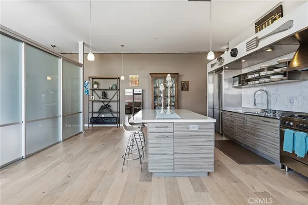 $7,200 | 4080 Glencoe Avenue, Unit 222, Marina del Rey, CA 90292