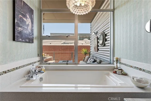 $7,200 | 4080 Glencoe Avenue, Unit 222, Marina del Rey, CA 90292