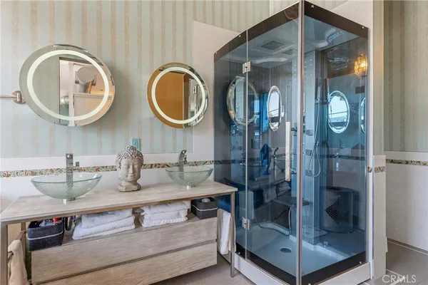 $7,200 | 4080 Glencoe Avenue, Unit 222, Marina del Rey, CA 90292