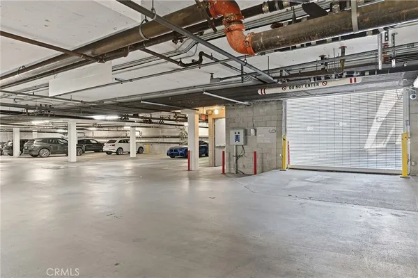 $7,200 | 4080 Glencoe Avenue, Unit 222, Marina del Rey, CA 90292