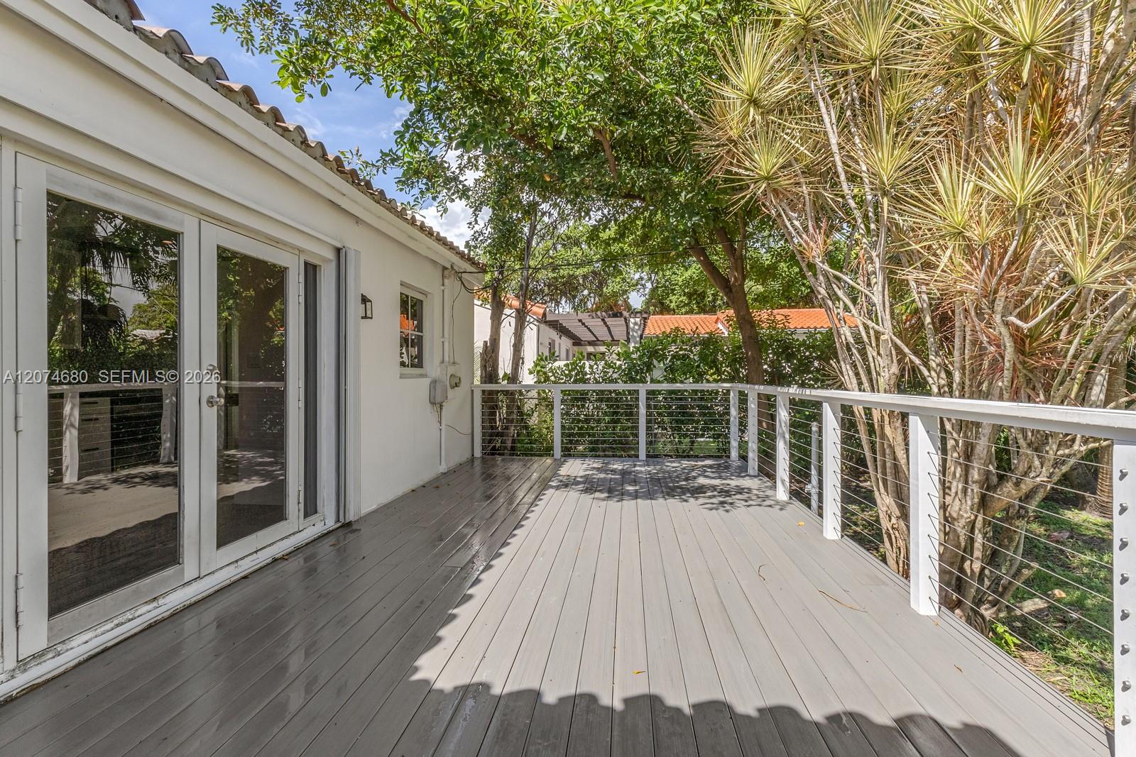 447 Blue Road Coral Gables, FL 33146 - Photo 22 of 30 Gallery Image 22