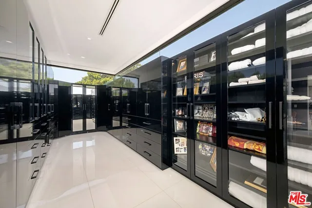 $70,000 | 9570 Sunset Boulevard, Beverly Hills, CA 90210