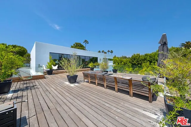 $70,000 | 9570 Sunset Boulevard, Beverly Hills, CA 90210