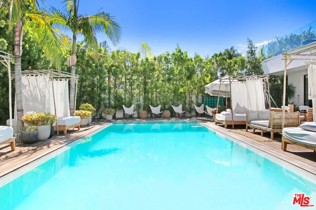 $70,000 | 9570 Sunset Boulevard, Beverly Hills, CA 90210